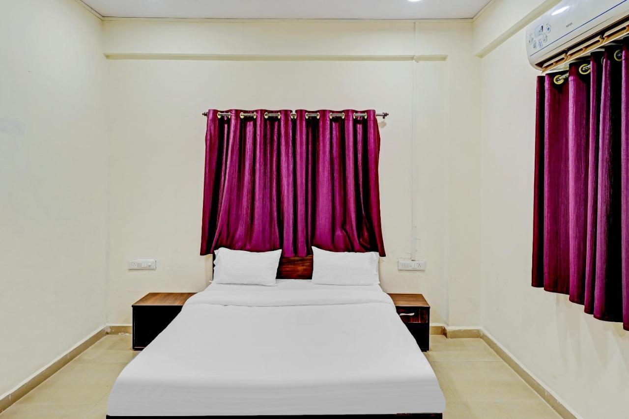 Amba Executive An Apartment Hotel Mundhwa Экстерьер фото