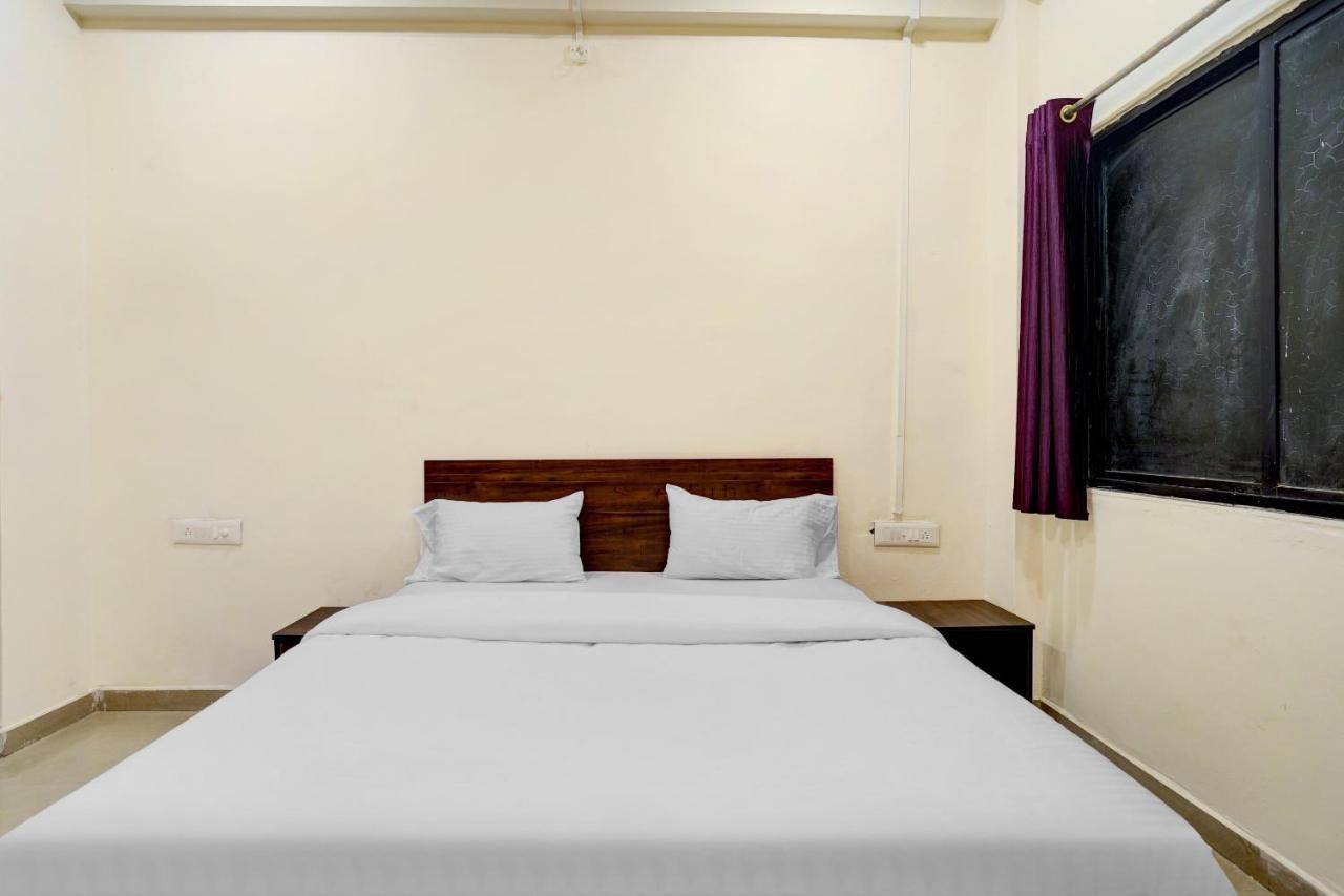 Amba Executive An Apartment Hotel Mundhwa Экстерьер фото