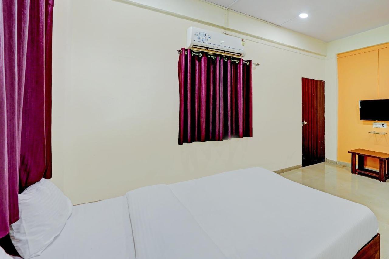 Amba Executive An Apartment Hotel Mundhwa Экстерьер фото
